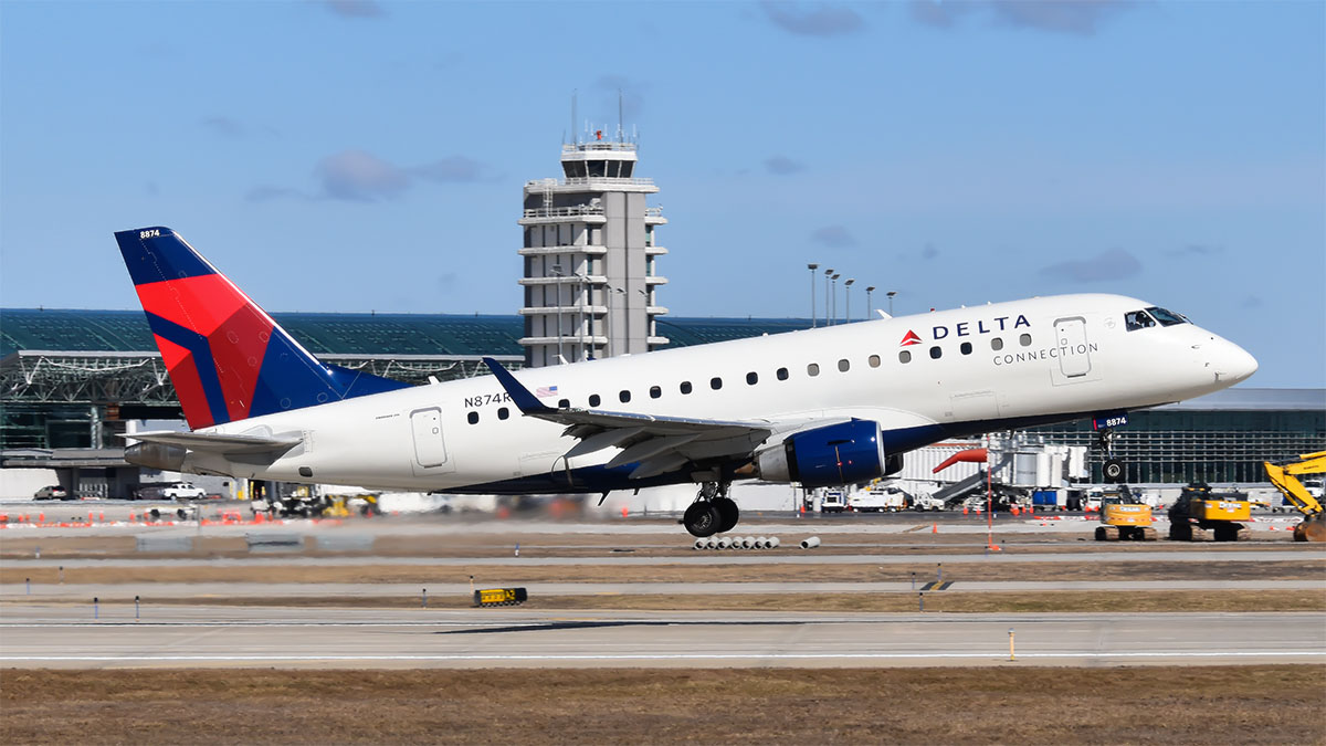 Full size: Delta Connection (Republic Airlines) Embraer E170 N874RW at Gerald R Ford International Airport